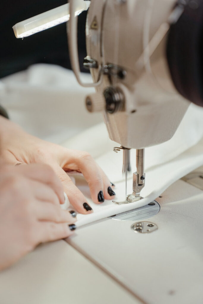 Servicios textiles para empresas y profesionales, confección de todo tipo de prendas y accesorios