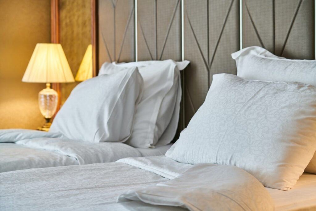 Ropa de cama para hotel en Menorca 3